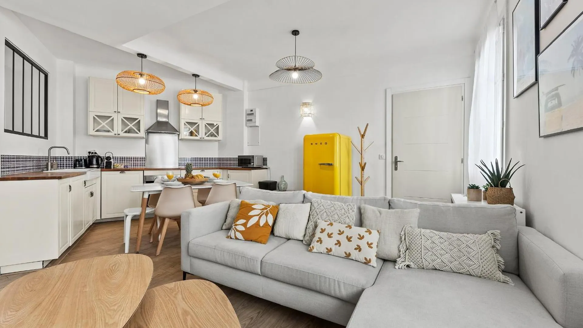 Beautiful And Cozy 3 Bedrooms In Antibes 0*,  France