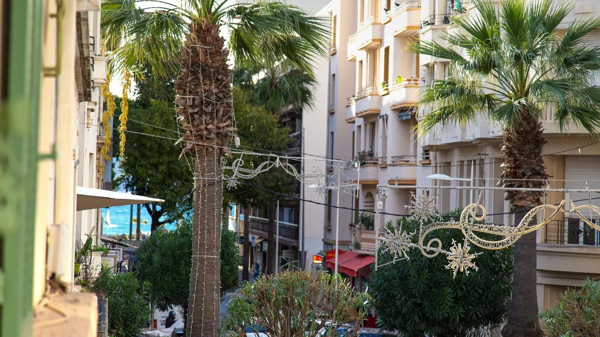 Beautiful And Cozy 3 Bedrooms In Antibes Apartment